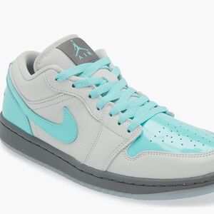 Air Jordan 1 Low SE Basketball Sneaker
